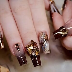🔥3/$21 Elegant Brown and Gold Press On Nails Set